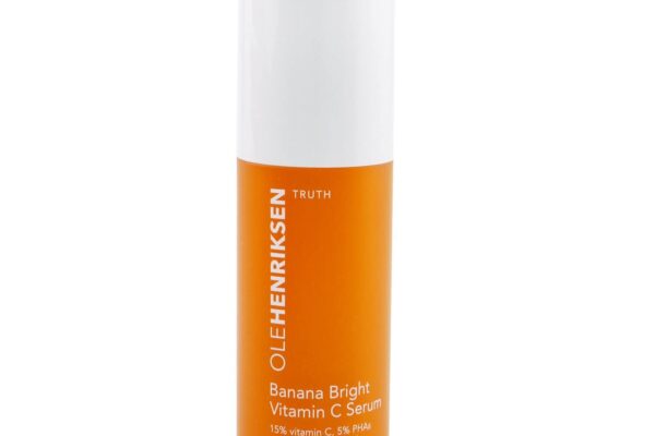 OLEHENRIKSEN Banana Bright 15% Vitamin C Dark Spot Serum 1.0 oz/ 30 mL